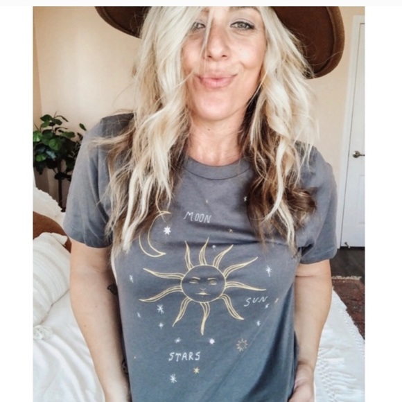 Sun Moon & Stars T-Shirt 🌞🌜✨ - Picture 2 of 6